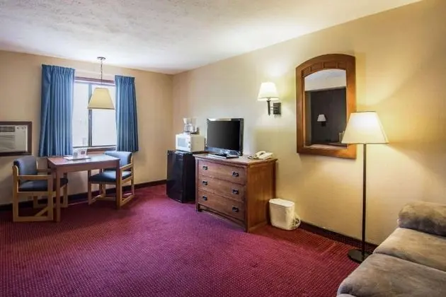 Süit, 1 En Büyük (King) Boy Yatak, Sigara İçilmez