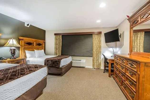 Standard Oda, 2 Büyük (Queen) Boy Yatak, Sigara İçilmez, Balkon