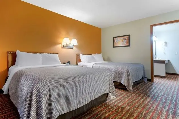 Oda, 2 Çift Kişilik Yatak, Sigara İçilmez, Göl Manzaralı