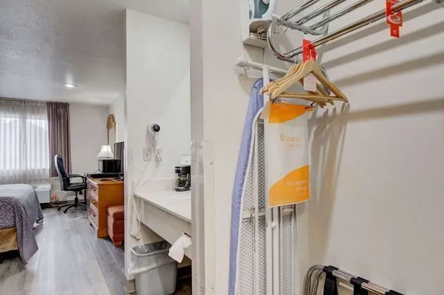 Oda, 1 En Büyük (King) Boy Yatak, Sigara İçilmez (Pet Friendly)
