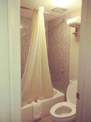 Standard Oda, 2 Çift Kişilik Yatak, Sigara İçilmez (No Pets Upper Floor)