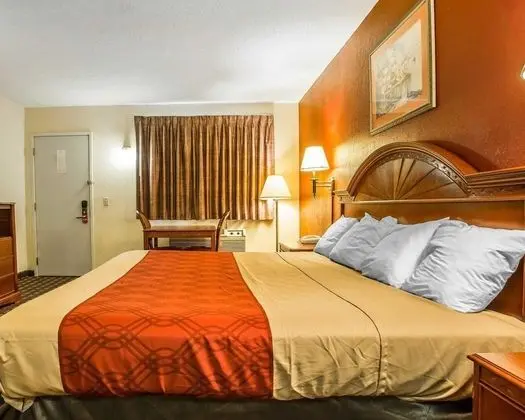 Standard Queen Smoking