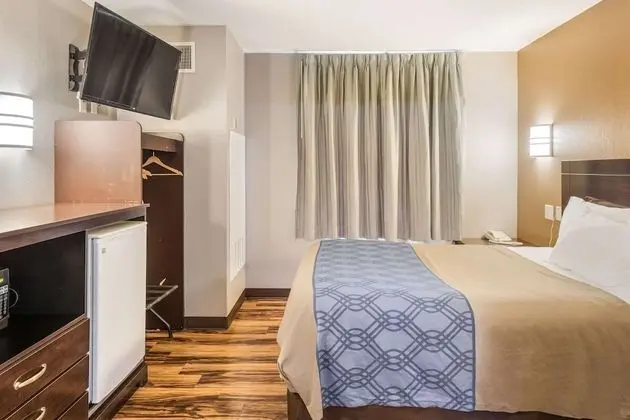 Standard Oda, 1 Büyük (Queen) Boy Yatak, Sigara İçilmez