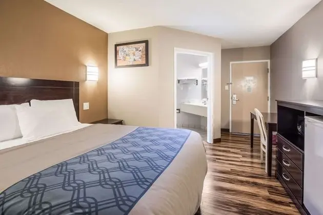 Standard Oda, 1 Büyük (Queen) Boy Yatak, Sigara İçilmez