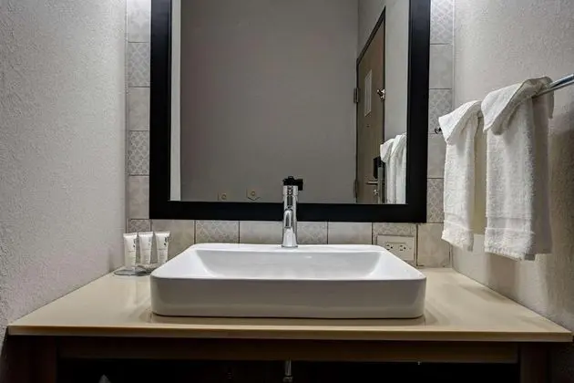 King Room, Oda, 1 En Büyük (King) Boy Yatak, Sigara İçilmez