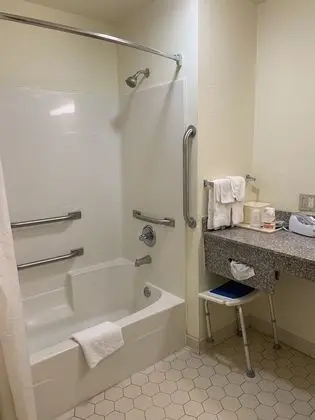 Standard Oda, 2 Büyük (Queen) Boy Yatak, Sigara İçilmez