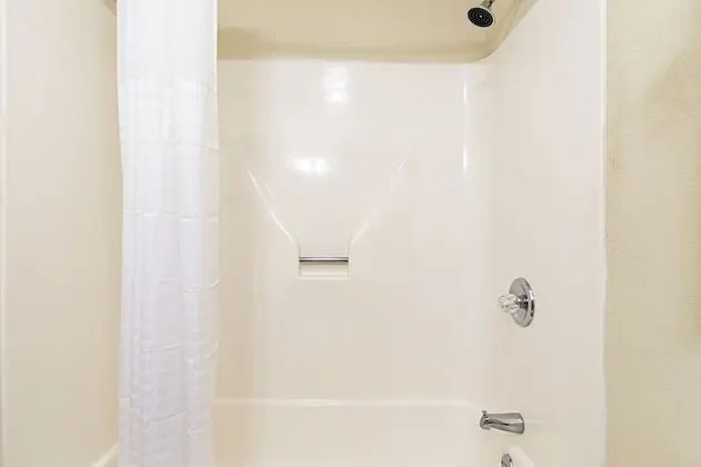 Oda, 1 En Büyük (King) Boy Yatak, Sigara İçilmez