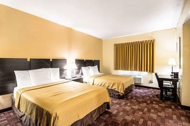 Standard Oda, 2 Büyük (Queen) Boy Yatak, Sigara İçilmez (Pet Friendly)