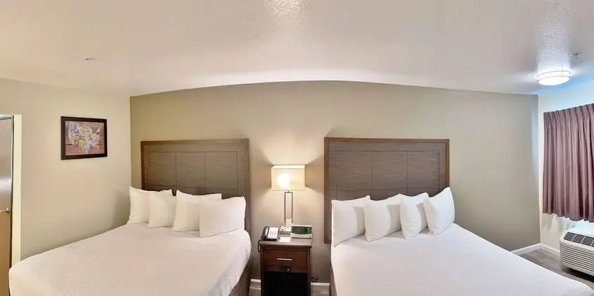 Standard Oda, 2 Büyük (Queen) Boy Yatak, Sigara İçilmez, Buzdolabı ve Mikrodalga