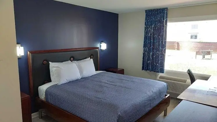 Deluxe Tek Büyük Yataklı Oda, 2 Çift Kişilik Yatak, Sigara İçilebilir