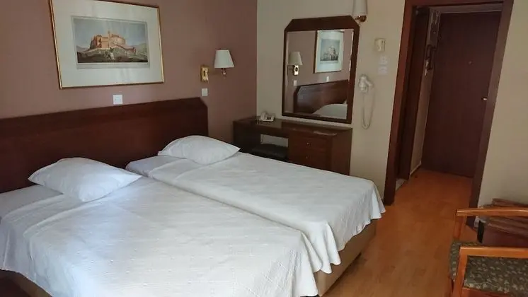 Tek Büyük veya İki Ayrı Yataklı Oda