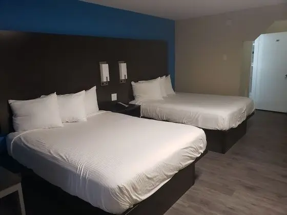 Classic Oda, 2 Büyük (Queen) Boy Yatak, Sigara İçilmez, Buzdolabı ve Mikrodalga