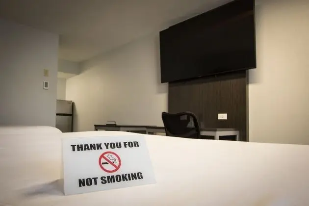 Exclusive Oda, 2 Büyük (Queen) Boy Yatak, Engellilere Uygun, Sigara İçilmez