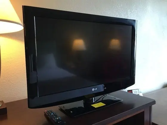 Basic Tek Büyük Yataklı Oda