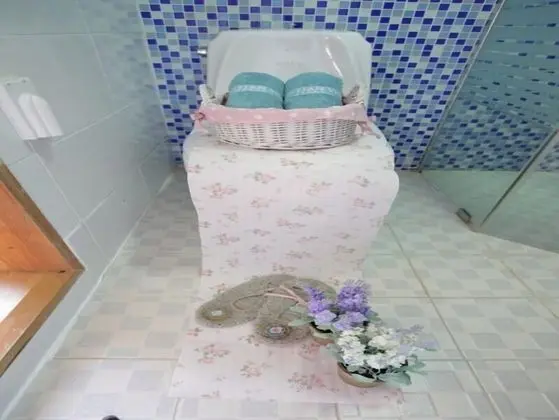 Family Tek Büyük veya İki Ayrı Yataklı Oda