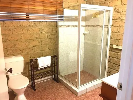 Deluxe Stüdyo, Sıcak Su Havuzu (Inela Yunka)