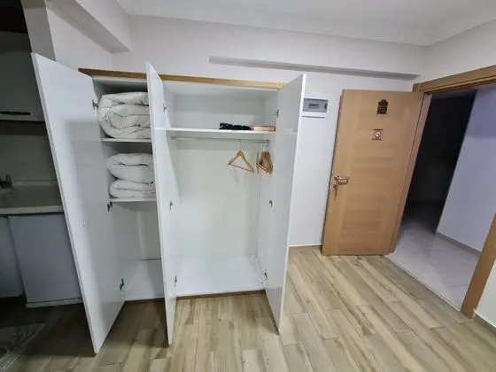 Tek Kişilik, Park Manzaralı