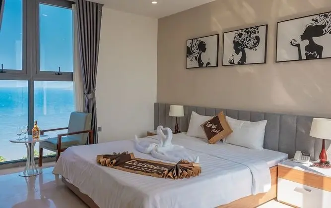 Deluxe Tek Büyük Yataklı Oda, Okyanus Manzaralı