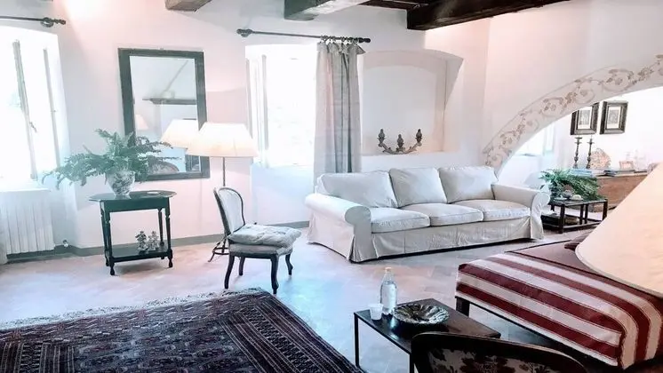 Ev, 5 Yatak Odası, Şömine