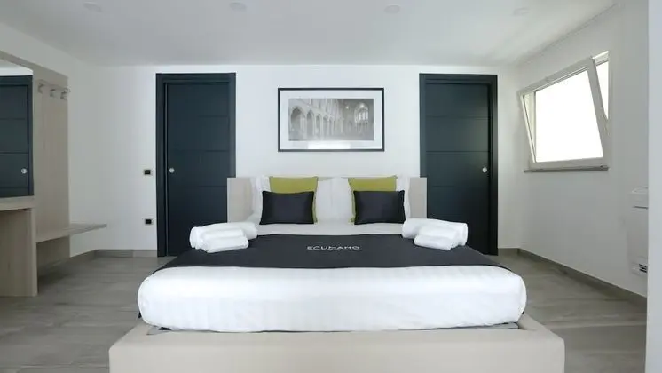 Comfort Dört Kişilik Oda, 2 Banyolu, Şehir Manzaralı