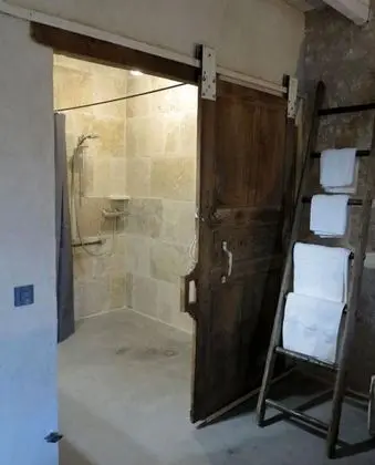 Tek Büyük Yataklı Oda (Oliveira)