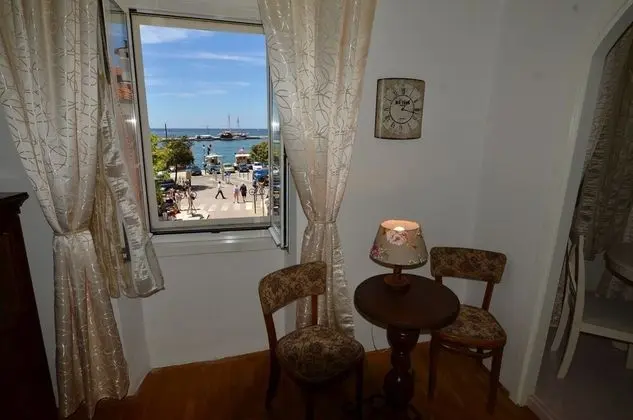 Apart Daire, Deniz Manzaralı