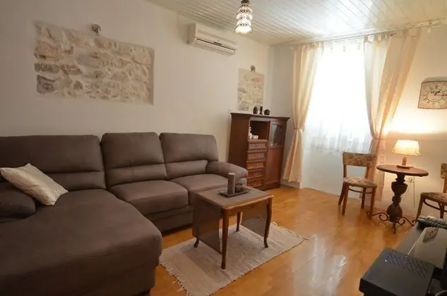 Apart Daire, Deniz Manzaralı