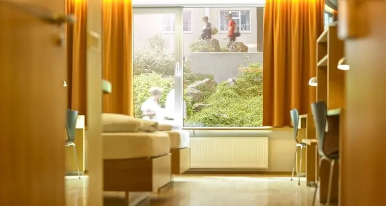 Tek Büyük veya İki Ayrı Yataklı Oda