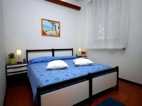 Apart Daire, 3 Yatak Odası, Bahçe Manzaralı, Zemin Kat