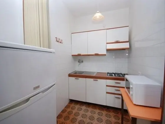 Apart Daire, 3 Yatak Odası, Bahçe Manzaralı, Zemin Kat