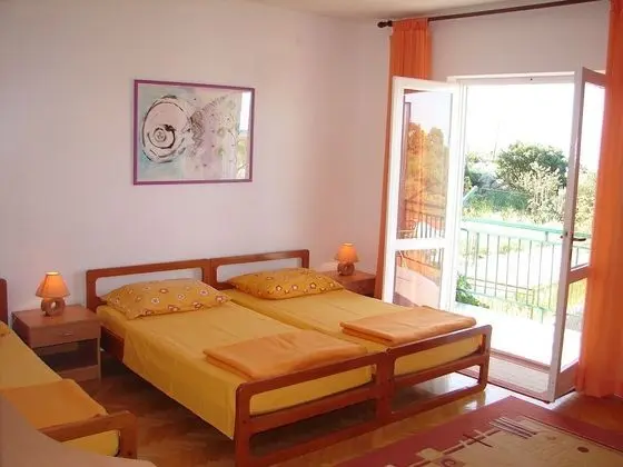 Apart Daire (Eddie - 80m from the sea - A1(6+2))