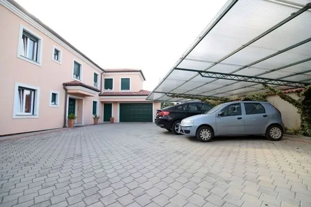 Apart Daire (Eddie - great location & comfor - A4()