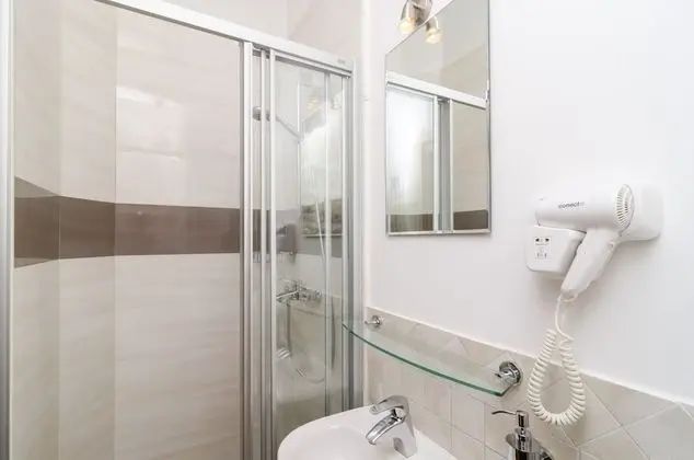 Tek Büyük Yataklı Oda, Deniz Manzaralı