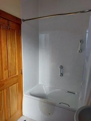 Tek Büyük Yataklı Oda, Küvet