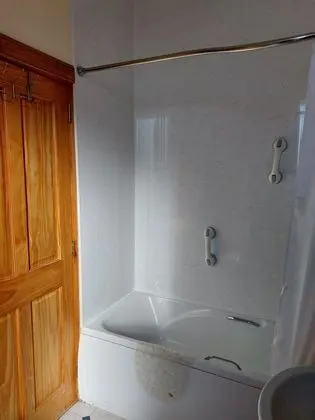 Tek Büyük Yataklı Oda, Küvet