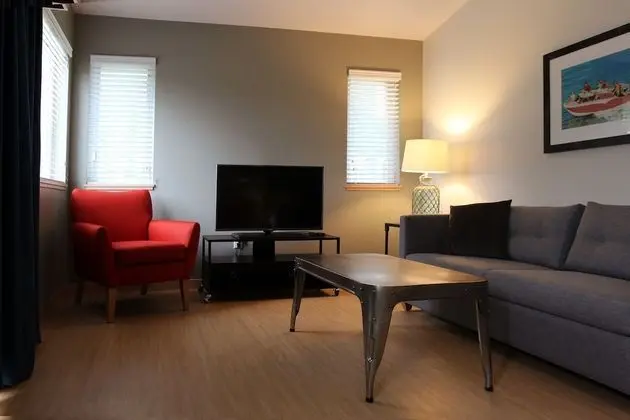 Kulübe, 2 Yatak Odası, Mutfak, Göl Manzaralı