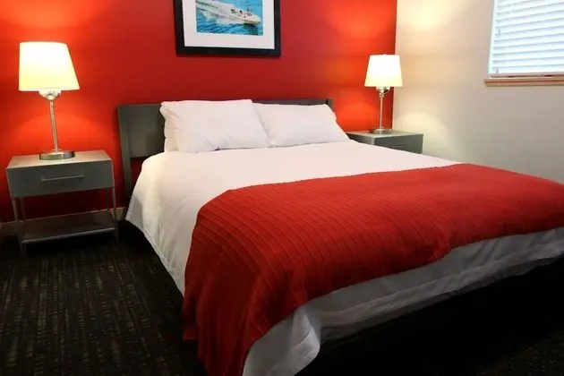 Kulübe, 3 Yatak Odası, Mutfak, Göl Manzaralı