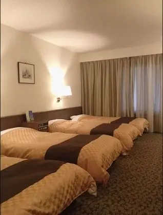Dört Kişilik Oda, Sigara İçilmez