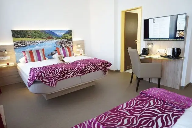 Comfort Tek Büyük Yataklı Oda