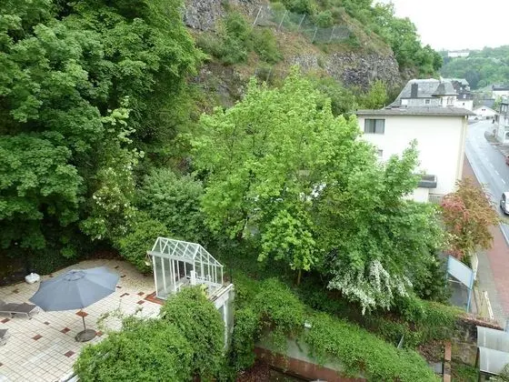 Tek Büyük Yataklı Oda, 1 Büyük (Queen) Boy Yatak