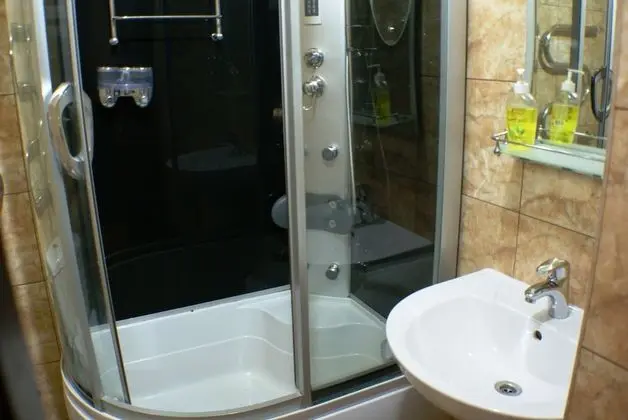 Superior Tek Büyük veya İki Ayrı Yataklı Oda