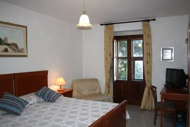 Tek Büyük Yataklı Oda, Balkon