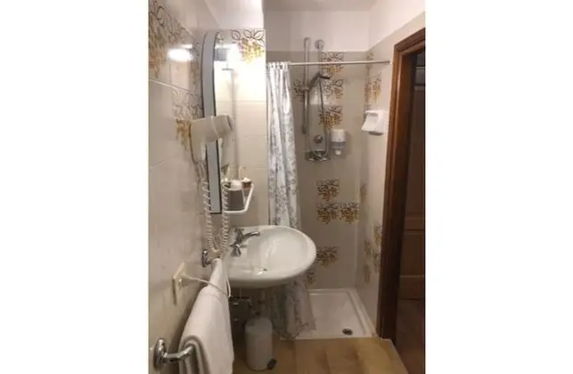 Standard Tek Kişilik Oda, Dağ Manzaralı