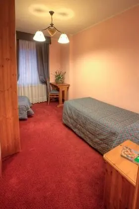 Standard Üç Kişilik Oda, Dağ Manzaralı