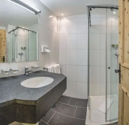 Economy Tek Büyük Yataklı Oda (Plus)