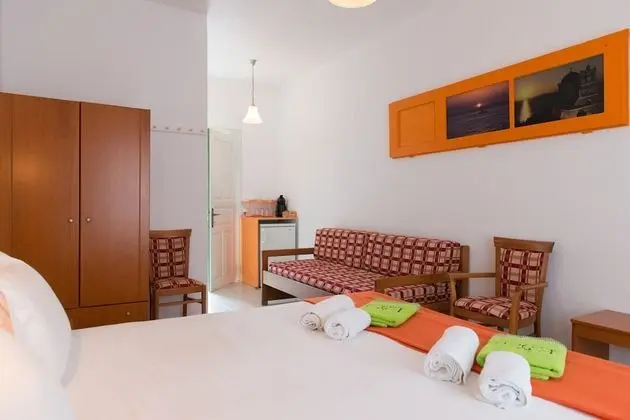 Üç Kişilik Oda, Bahçe Manzaralı