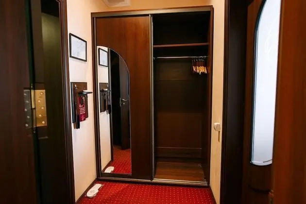 Business Üç Kişilik Oda