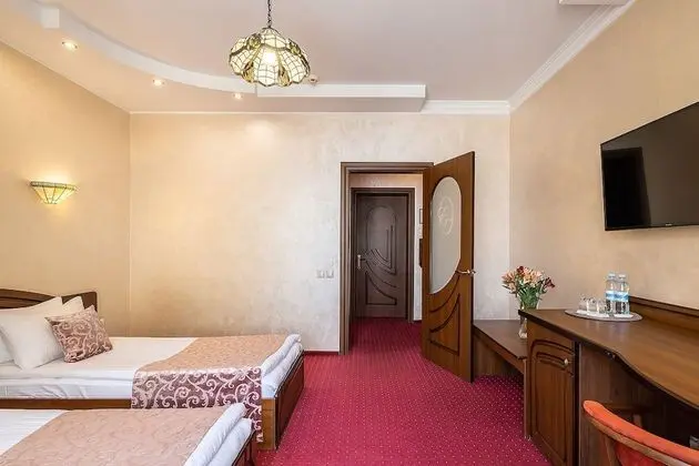 Standard Tek Büyük veya İki Ayrı Yataklı Oda