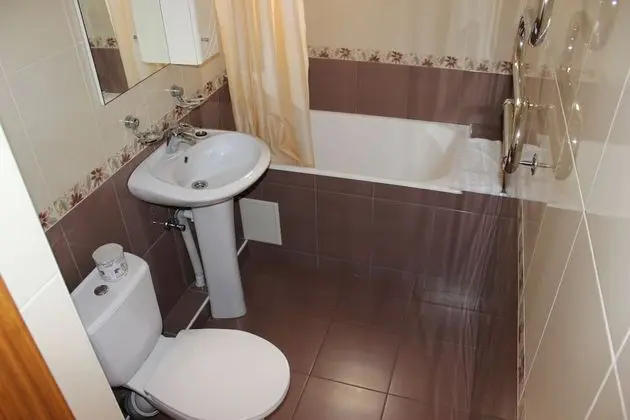 Standard Tek Büyük Yataklı Oda