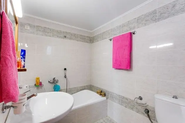Stüdyo, Bahçe Manzaralı